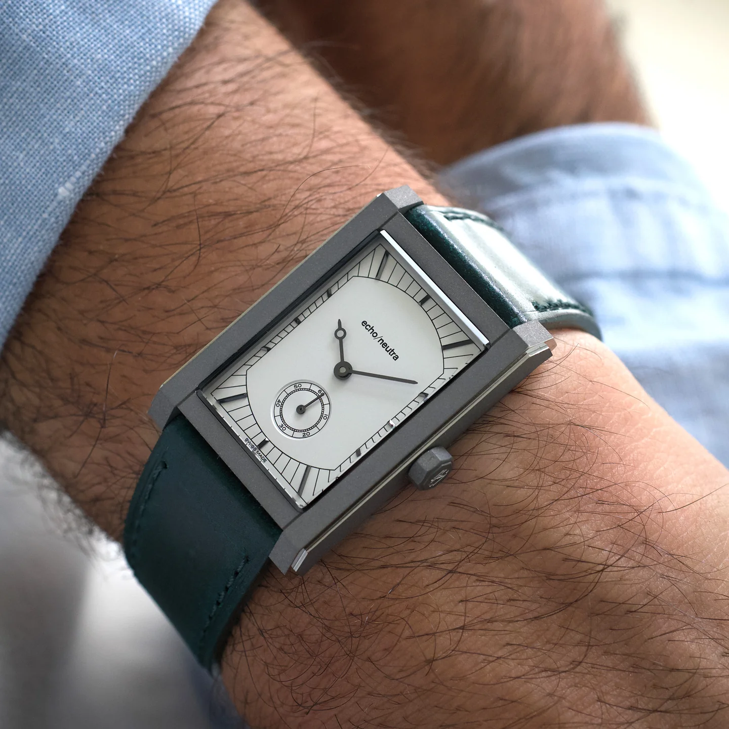 echo/neutra Watch Review: Italian Design Meets Swiss Manufacturing Excellence